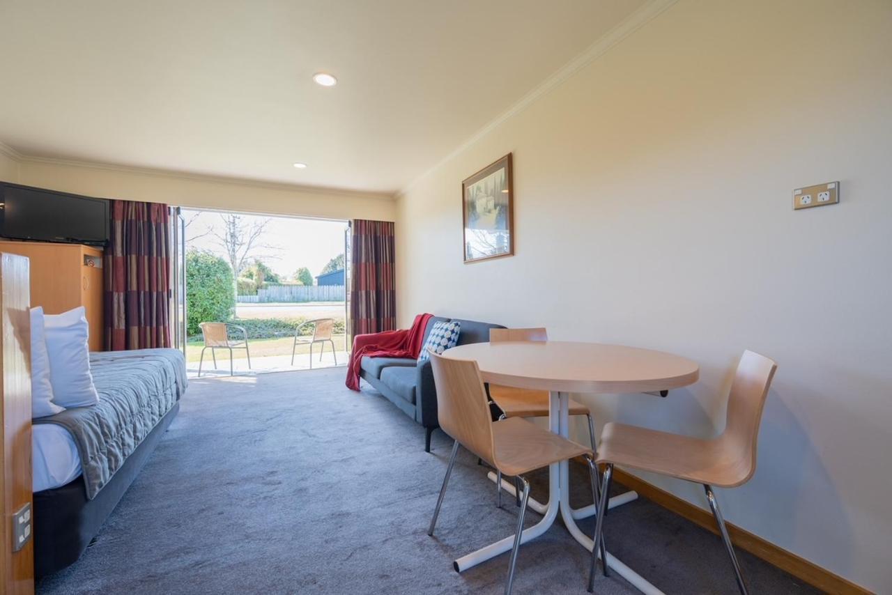 Te Anau Motel & Apartments Kültér fotó
